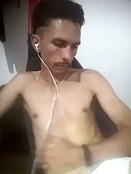 MagrinhoSaradoo online show from February 5, 12:42 am