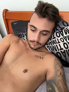 carvalhofelipe online show from February 27, 1:07 pm