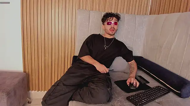 javi fox online show from February 7, 6:14 am