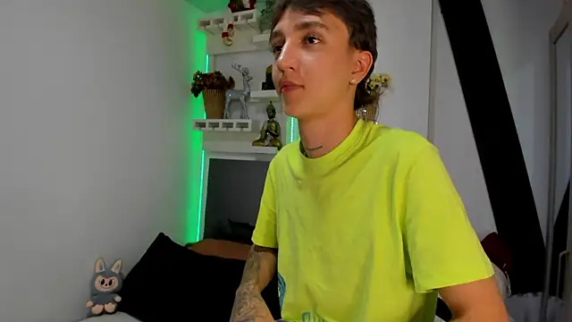 jeremy salvatore online show from December 3, 12:16 am