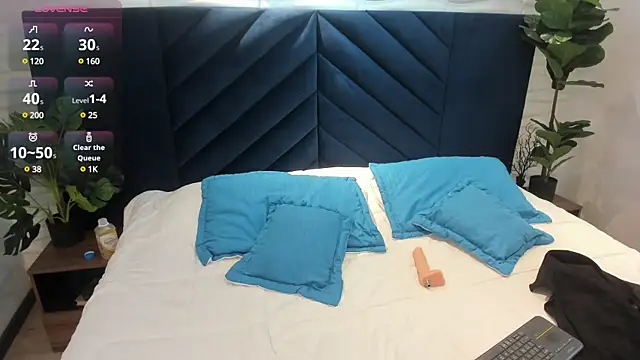 tim  fox online show from February 13, 8:24 pm