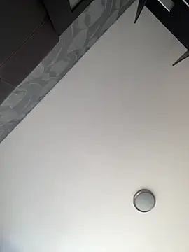 Az 89-23 online show from September 27, 3:32 pm