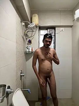 Snapshot of cute_modell chatting on October 15, 5:15 am cute modell online show from October 15, 5:15 am