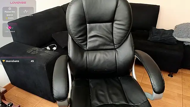 hairyncuteass online show from March 13, 4:36 pm