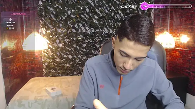 Snapshot of HarolddXL chatting on March 19, 12:56 pm HarolddXL online show from March 19, 12:56 pm