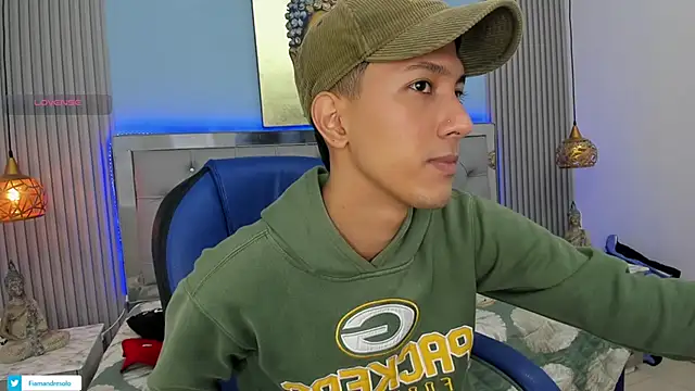 Snapshot of HarolddXL chatting on October 20, 1:15 pm HarolddXL online show from October 20, 1:15 pm