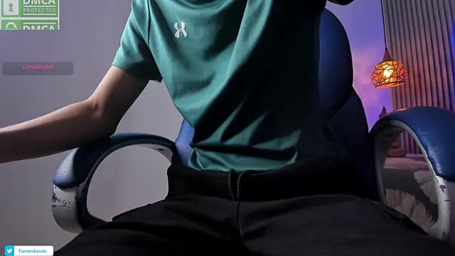 Snapshot of HarolddXL chatting on October 15, 2:24 pm HarolddXL online show from October 15, 2:24 pm