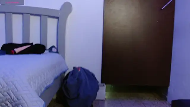 Snapshot of HarolddXL chatting on January 27, 12:58 pm HarolddXL online show from January 27, 12:58 pm