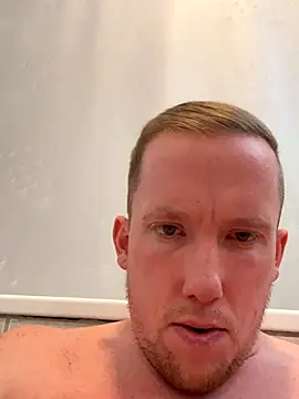 Snapshot of Sklavesucht2025 chatting on September 28, 2:48 pm Sklavesucht2025 online show from September 28, 2:48 pm