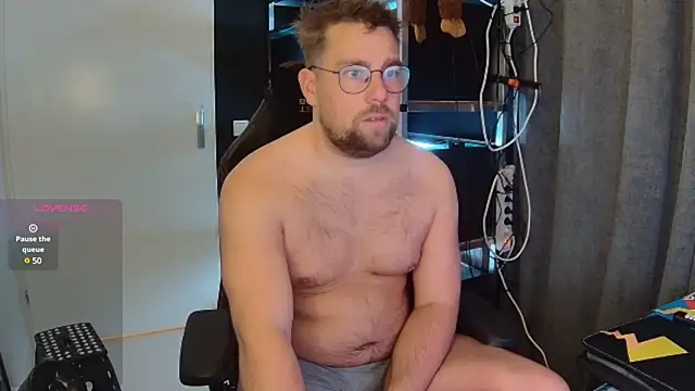 justinitt online show from February 11, 10:26 am