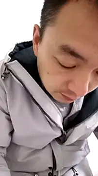 Snapshot of swg176 chatting on January 25, 5:51 am swg176 online show from January 25, 5:51 am