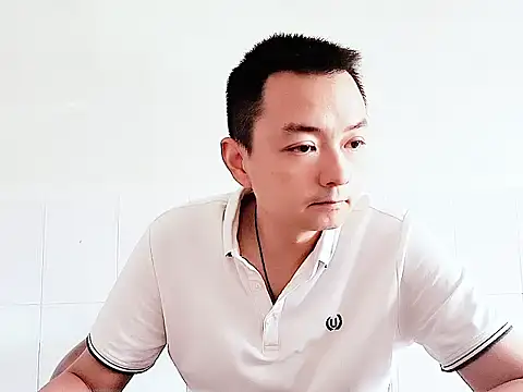 Snapshot of swg176 chatting on October 5, 3:32 am swg176 online show from October 5, 3:32 am