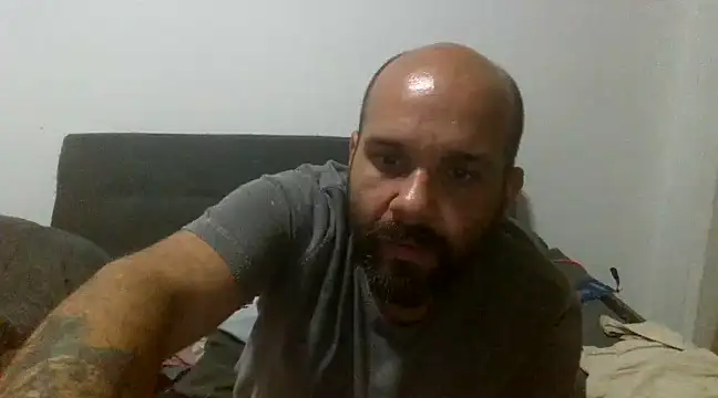 Snapshot of Chubi6669 chatting on February 12, 3:49 pm Chubi6669 online show from February 12, 3:49 pm