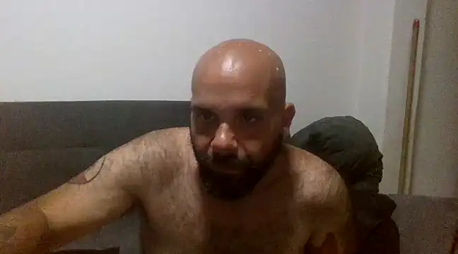 Snapshot of Chubi6669 chatting on January 30, 8:31 pm Chubi6669 online show from January 30, 8:31 pm