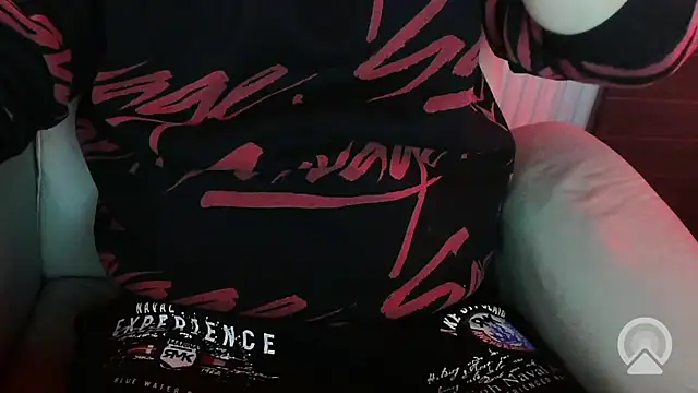 Skullkeeper1984 online show from November 28, 6:32 pm