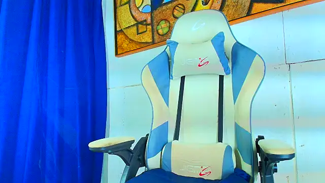 Snapshot of matteo_rivas chatting on October 23, 10:02 pm matteo rivas online show from October 23, 10:02 pm