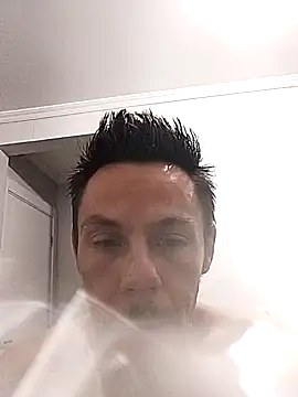 Santanacumxplod online show from February 1, 8:24 am