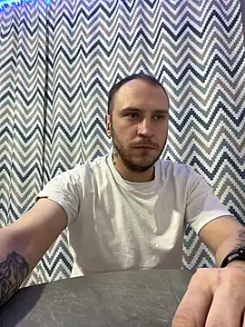 Snapshot of _XxX-XxX_ chatting on January 20, 12:46 am  XxX-XxX  online show from January 20, 12:46 am
