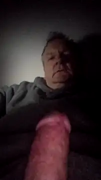 Snapshot of Paolo7619 chatting on February 8, 1:22 am Paolo7619 online show from February 8, 1:22 am