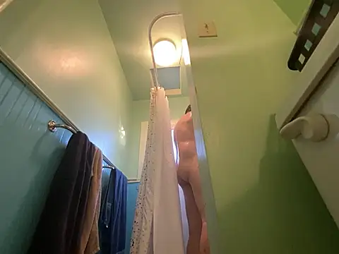 almighty d online show from October 4, 12:05 am