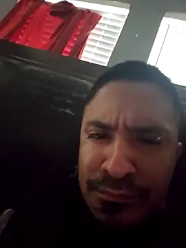 Burrrucecold00 online show from February 14, 9:10 pm