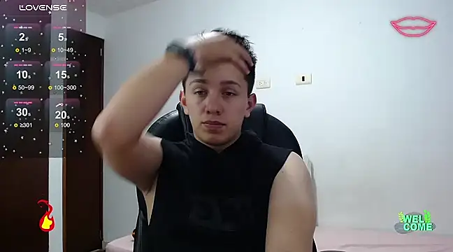 Snapshot of Alan_red chatting on March 11, 2:32 am Alan red online show from March 11, 2:32 am