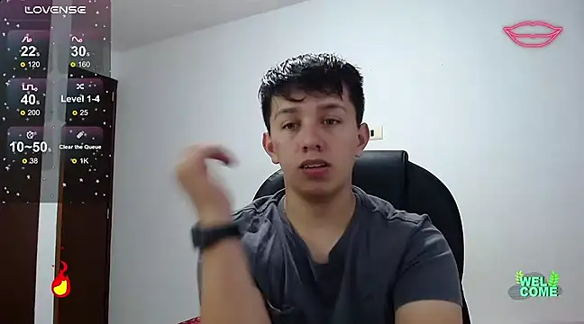 Snapshot of Alan_red chatting on March 15, 2:35 am Alan red online show from March 15, 2:35 am