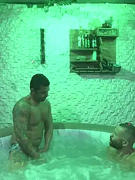 grossocalibre20 online show from February 9, 11:09 pm