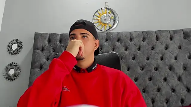 Snapshot of RYAN_PATERSON chatting on February 5, 7:20 pm RYAN PATERSON online show from February 5, 7:20 pm