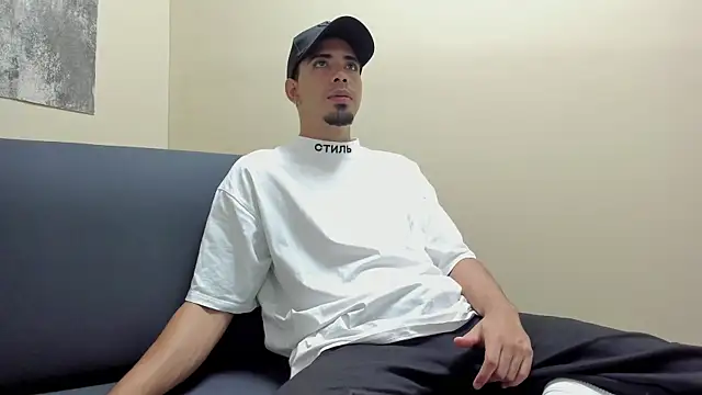 Snapshot of RYAN_PATERSON chatting on October 3, 6:02 pm RYAN PATERSON online show from October 3, 6:02 pm