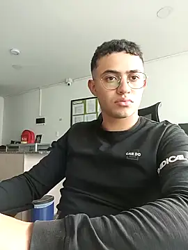 Thonny-becker online show from February 15, 9:28 pm