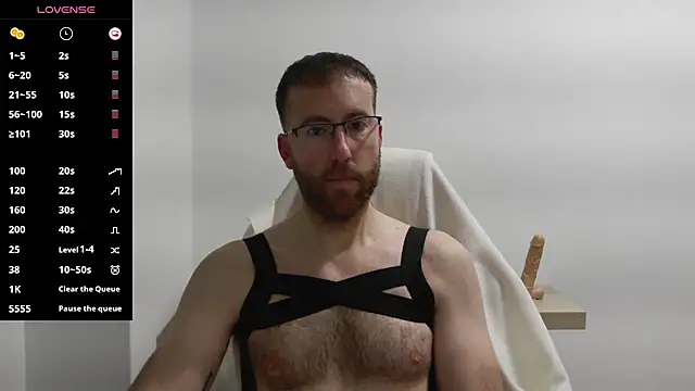 Snapshot of machohiberiko chatting on March 5, 9:17 pm machohiberiko online show from March 5, 9:17 pm