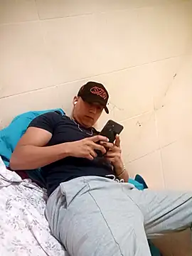 LuisMex1998 online show from March 16, 6:28 am