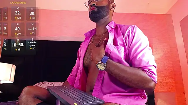 Simon Basset online show from January 26, 10:45 am