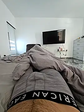 j0nathan00 online show from February 10, 11:36 am