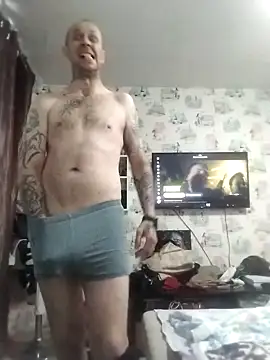 MaxDevilWhite online show from March 18, 1:58 pm