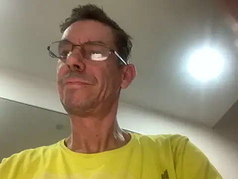 Kenhornu online show from February 21, 7:15 pm