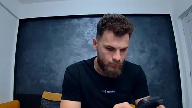 luke eddisonn online show from January 26, 7:09 pm