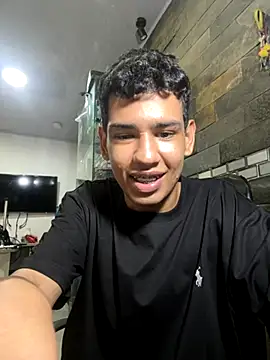 Snapshot of Santiago-Thompson chatting on October 12, 5:12 am Santiago-Thompson online show from October 12, 5:12 am