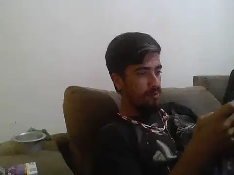 thallespessoa online show from October 14, 11:23 pm