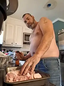 thickdaddy2982 online show from February 11, 6:22 pm