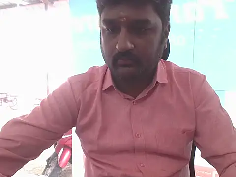 Snapshot of mathavan2006 chatting on October 16, 5:15 am mathavan2006 online show from October 16, 5:15 am