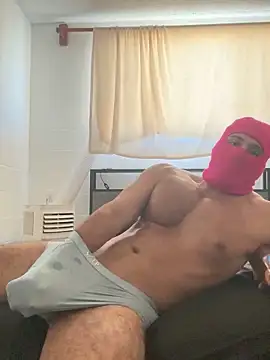 Snapshot of maskedmann1 chatting on March 2, 7:19 pm maskedmann1 online show from March 2, 7:19 pm