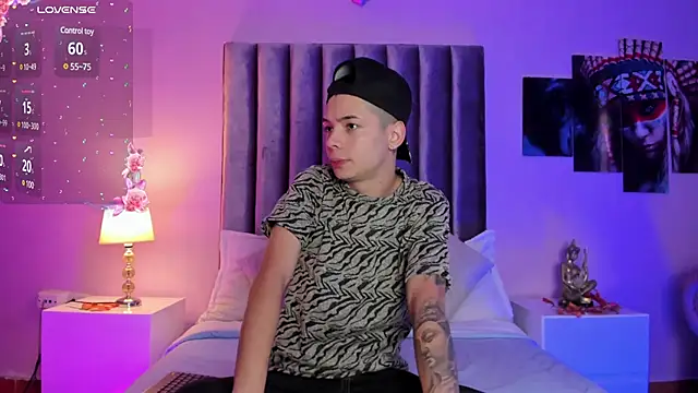 Adam Thomass 1 online show from February 1, 12:26 pm