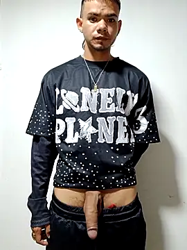 Niick01  online show from April 15, 1:38 am