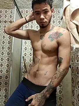 Snapshot of Niick01_ chatting on February 22, 12:19 pm Niick01  online show from February 22, 12:19 pm