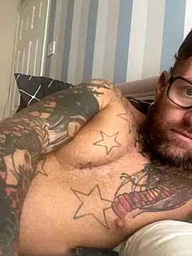 Jamesdeanmcqueen online show from September 22, 12:37 pm