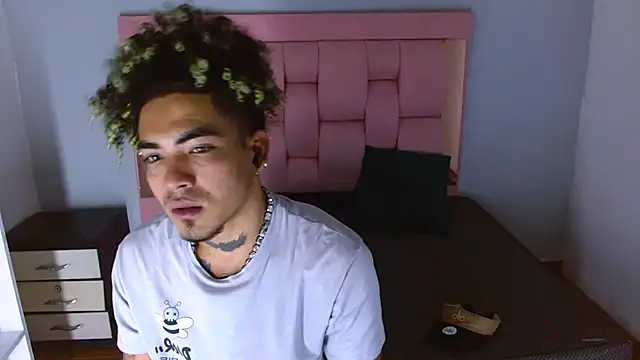 LihanJor 23 online show from December 17, 6:36 pm