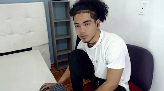 LihanJor 23 online show from February 22, 3:56 am