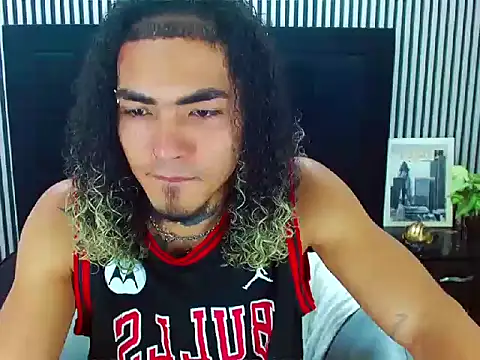 LihanJor 23 online show from September 28, 1:09 pm